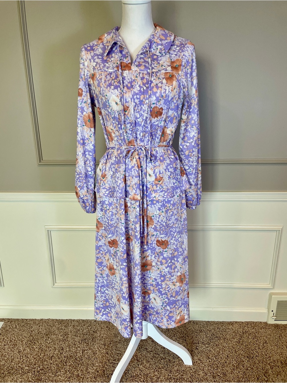 Vintage 80s Dress Maxi 12 Tie Waist Lavender Purple Floral Long Collar Classic